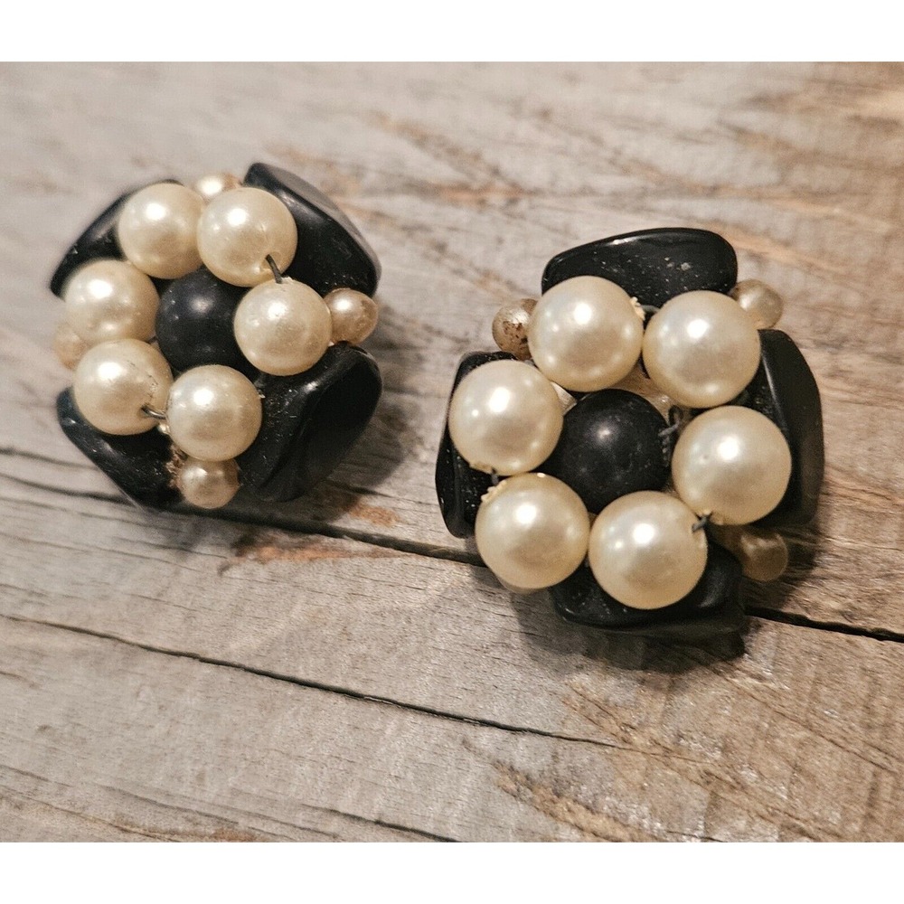 Vintage Faux Pearl Earrings Black Cabochon Clip On Elegant‎ Party - JAPAN